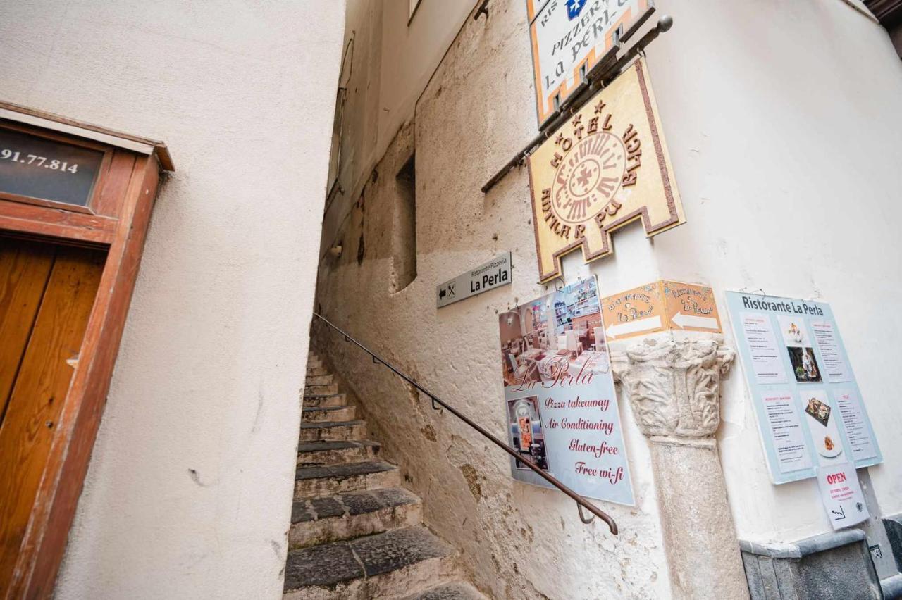 White Amalfi Centro Storico By Italianhost Apartment Exterior photo