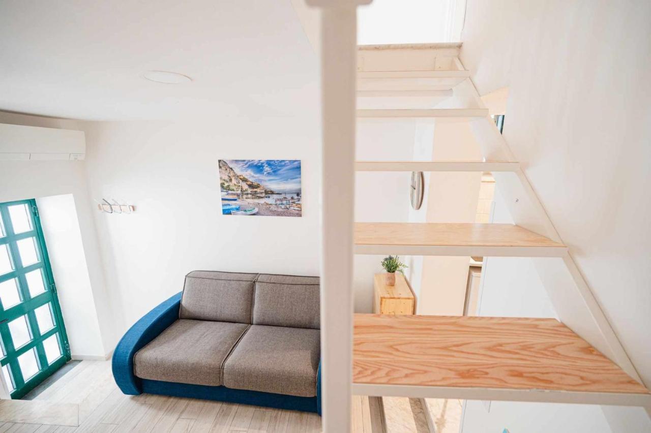 White Amalfi Centro Storico By Italianhost Apartment Exterior photo